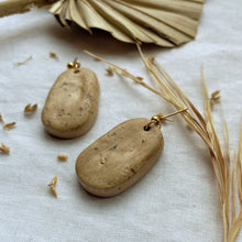 Load image into Gallery viewer, &#39;Arin&#39; Taupe Flecked Earrings-Afton by Palm-Yard + Parish